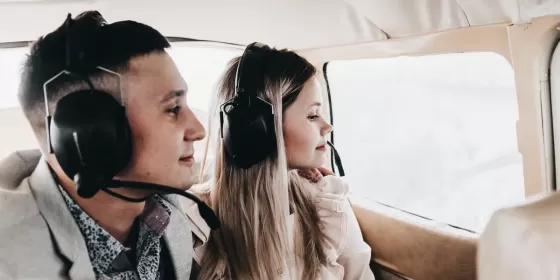 Політ на літаку для закоханих