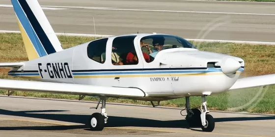 Політ на літаку Piper